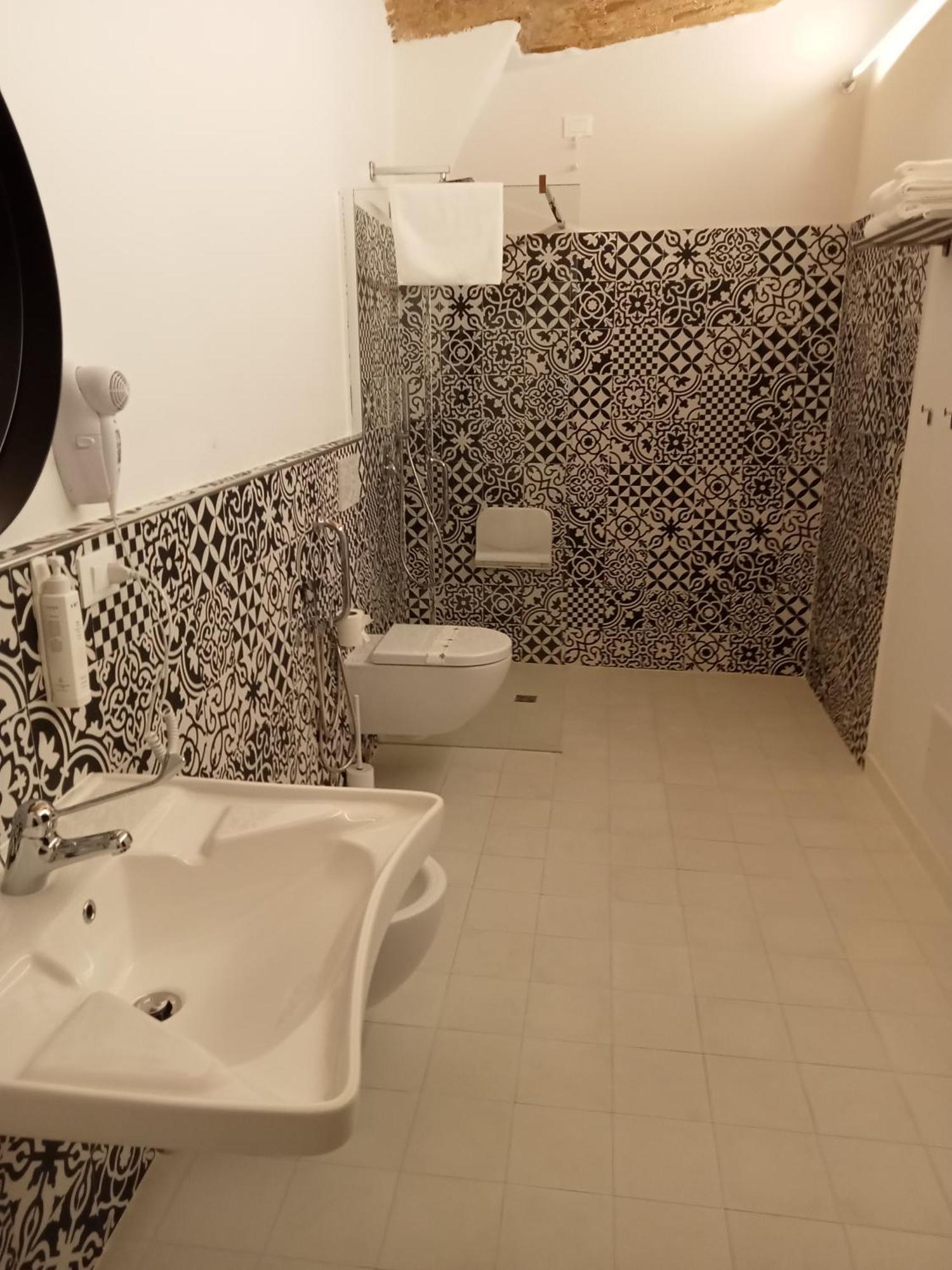 Dimora Donna Dora - Albergo Diffuso San Martino in Pensilis Екстериор снимка